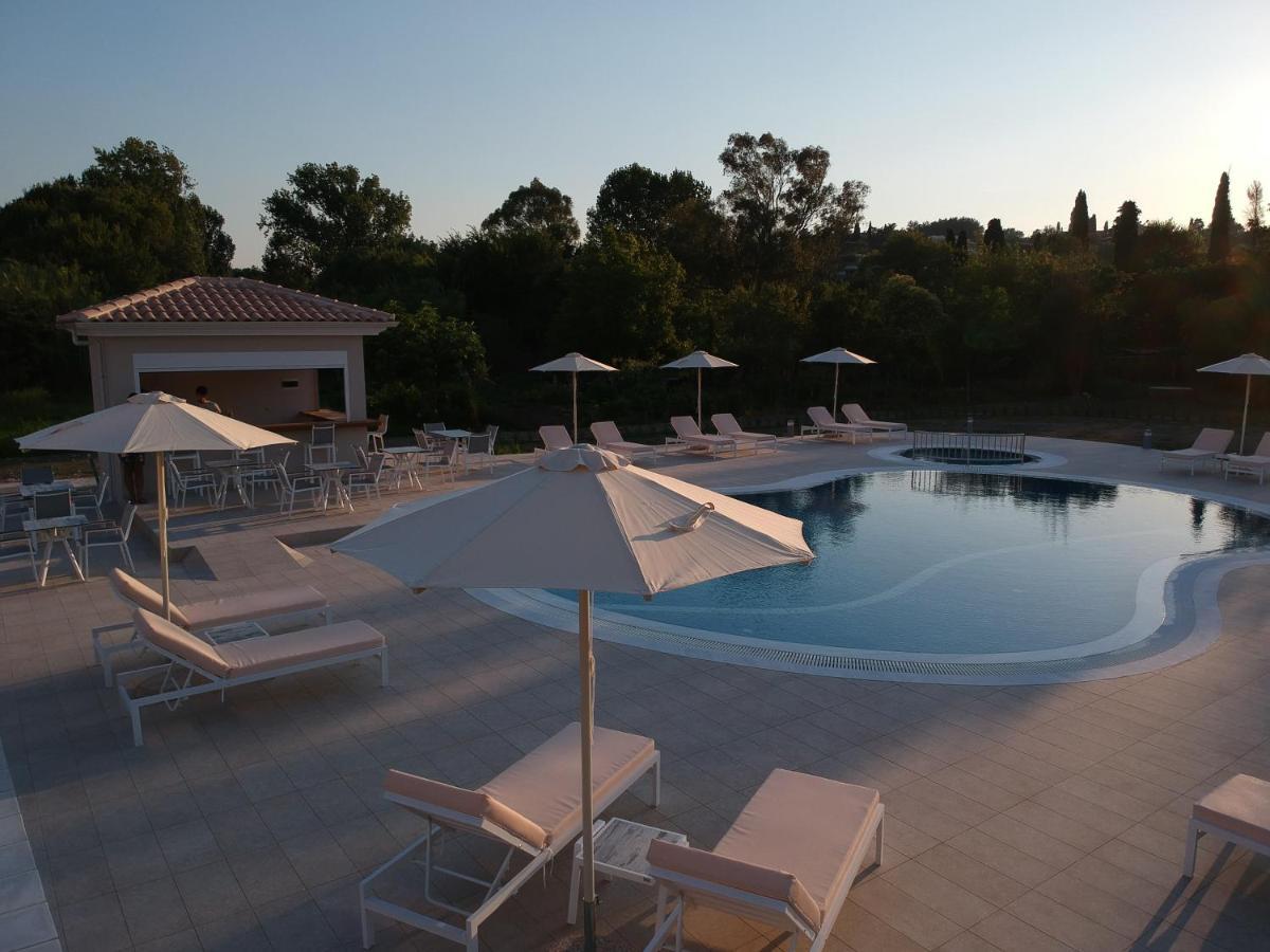 Santos Holidays Dassia  Ngoại thất bức ảnh