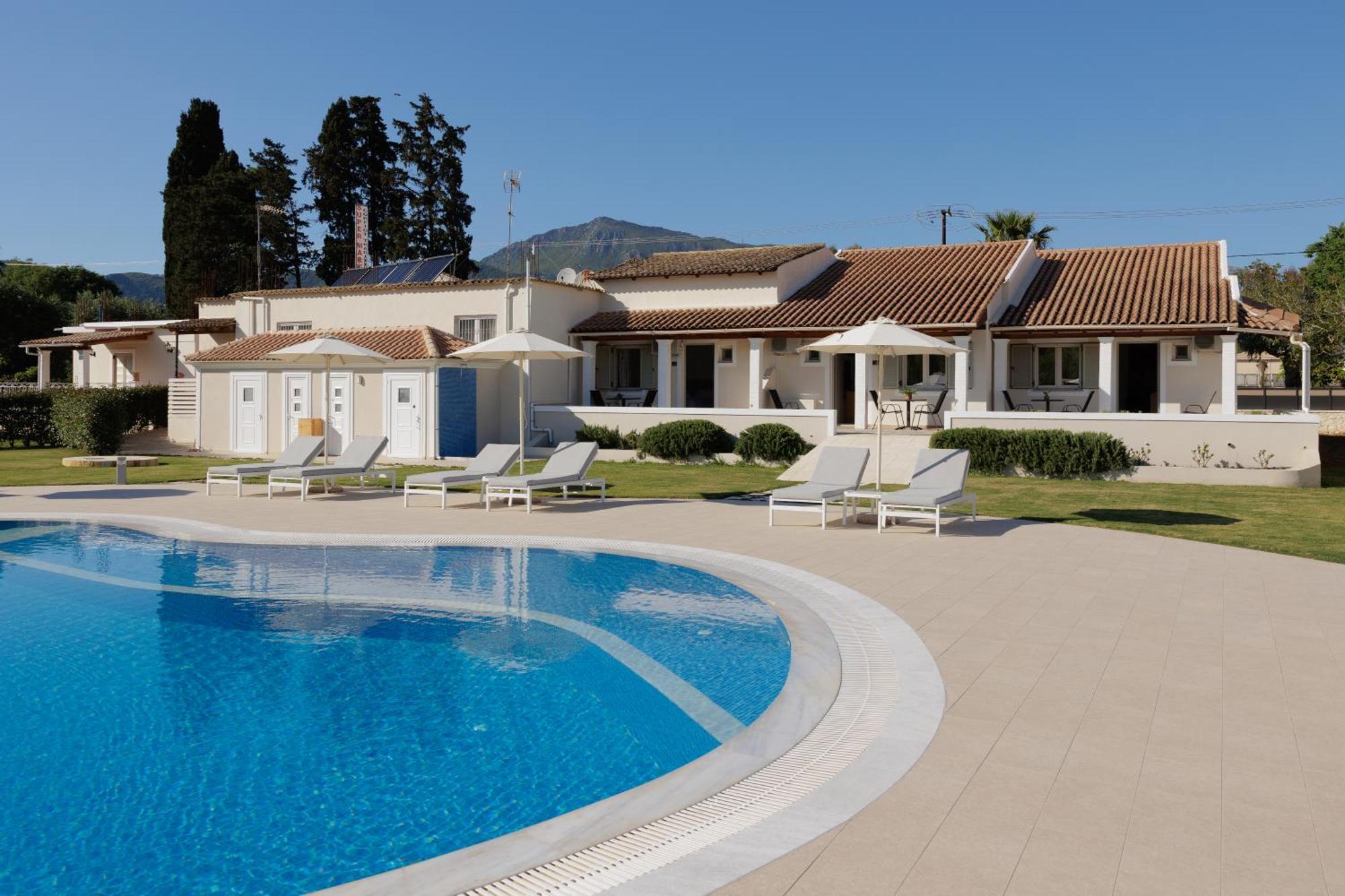 Santos Holidays Dassia  Ngoại thất bức ảnh
