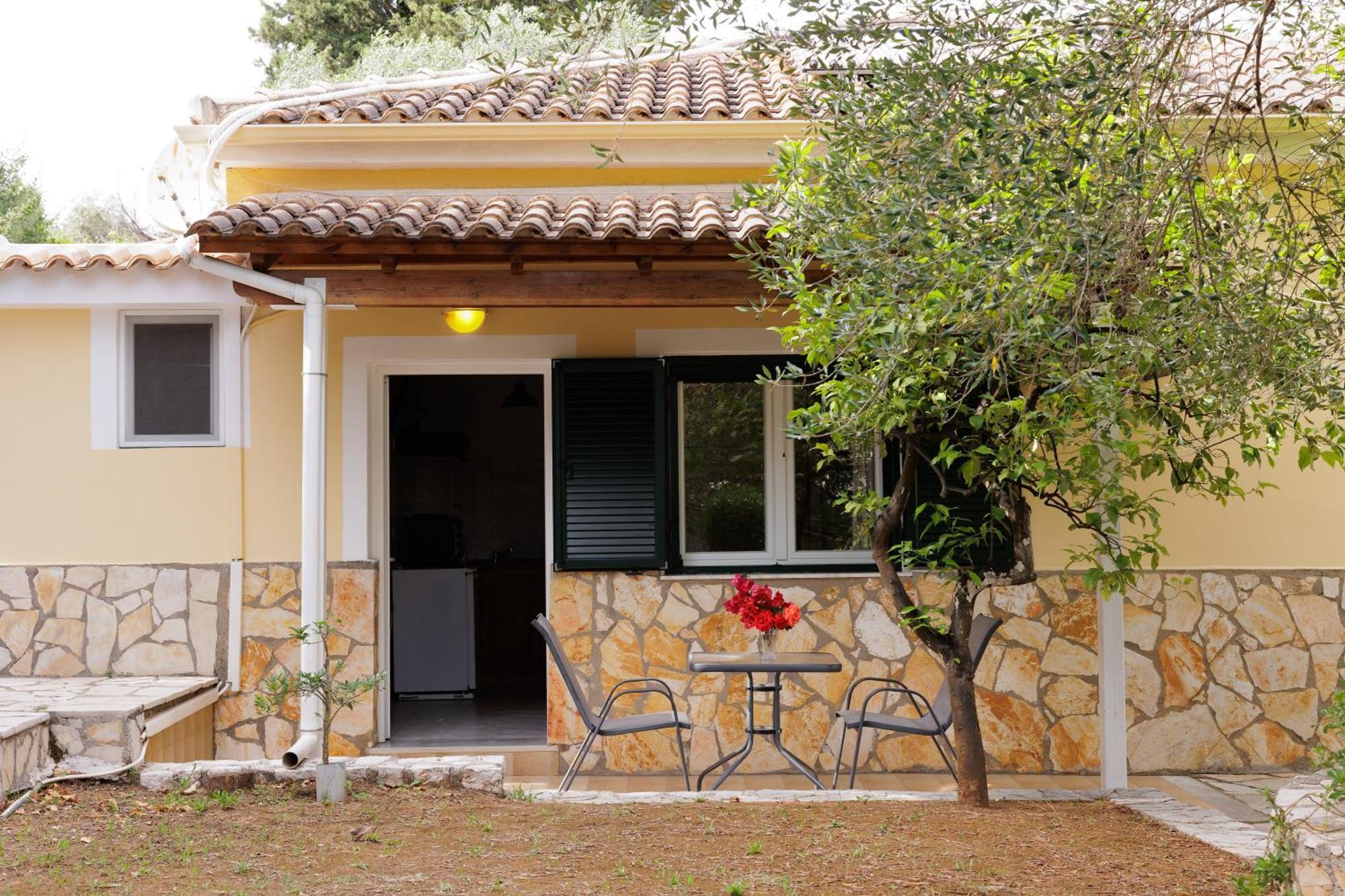Santos Holidays Dassia  Ngoại thất bức ảnh